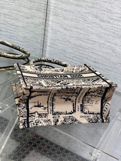 Anum Bags Detail