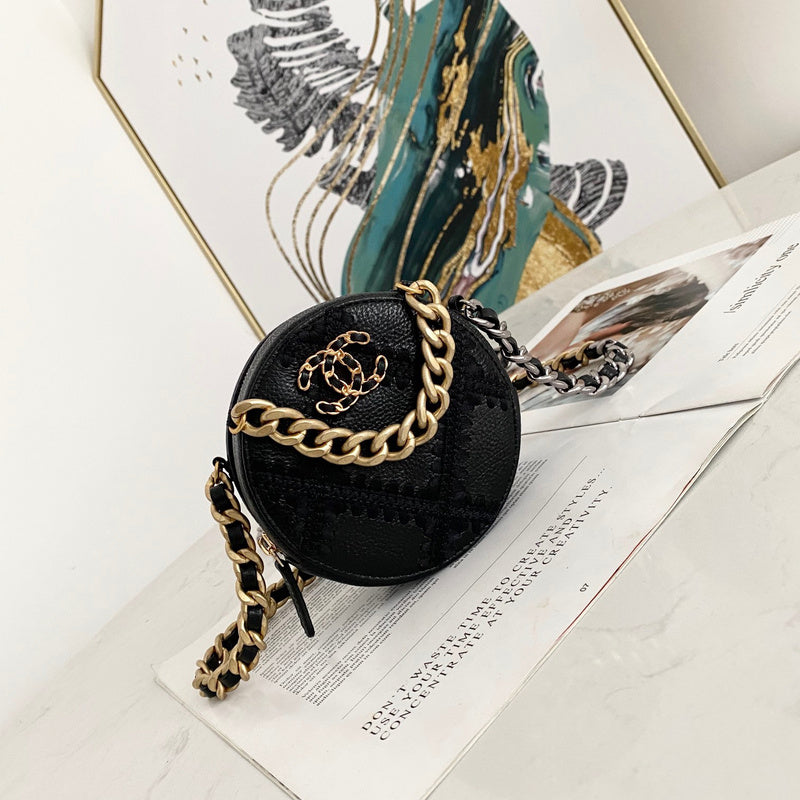 Anum Bags Detail