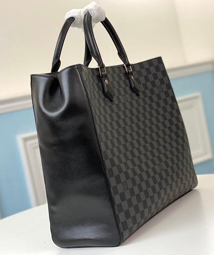 Anum Bags Detail