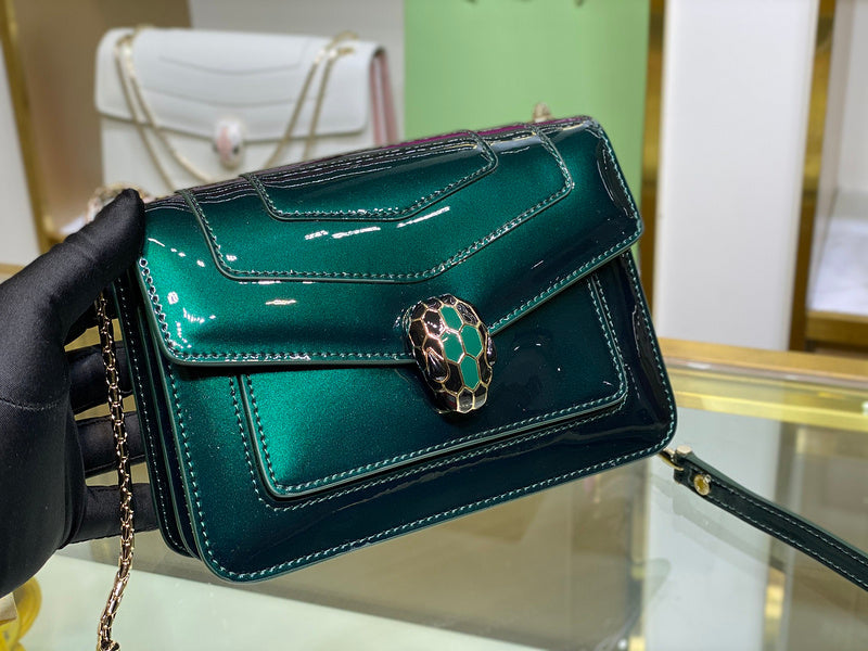 Anum Bags Detail