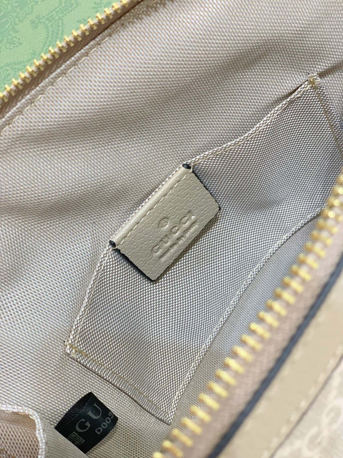 Anum Bags Detail