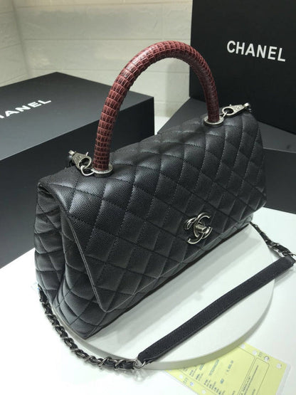 Anum Bags Detail