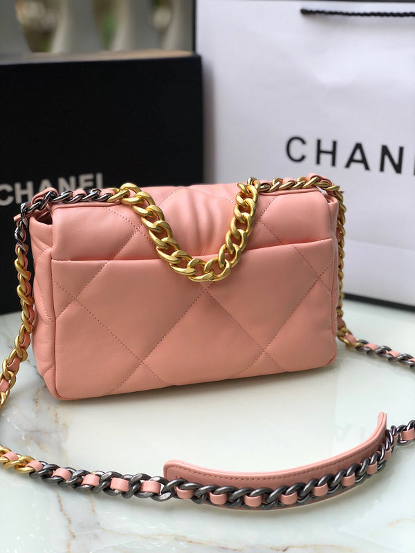 Anum Bags Detail