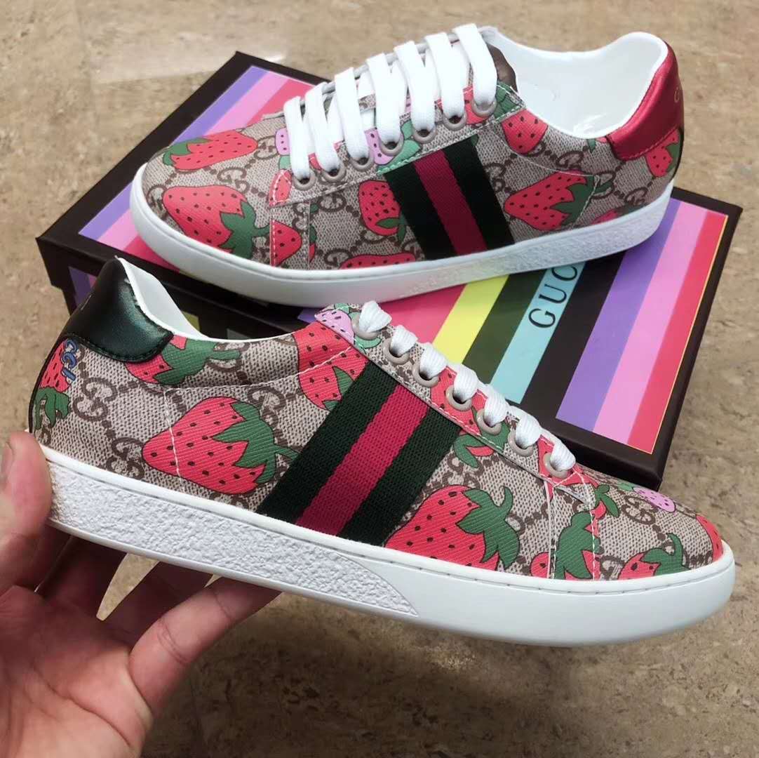 Anum Bags MO-GCI STRAWBERRY ACE Sneaker 033