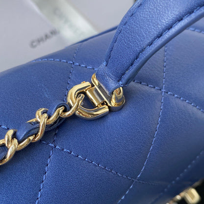 Anum Bags Detail