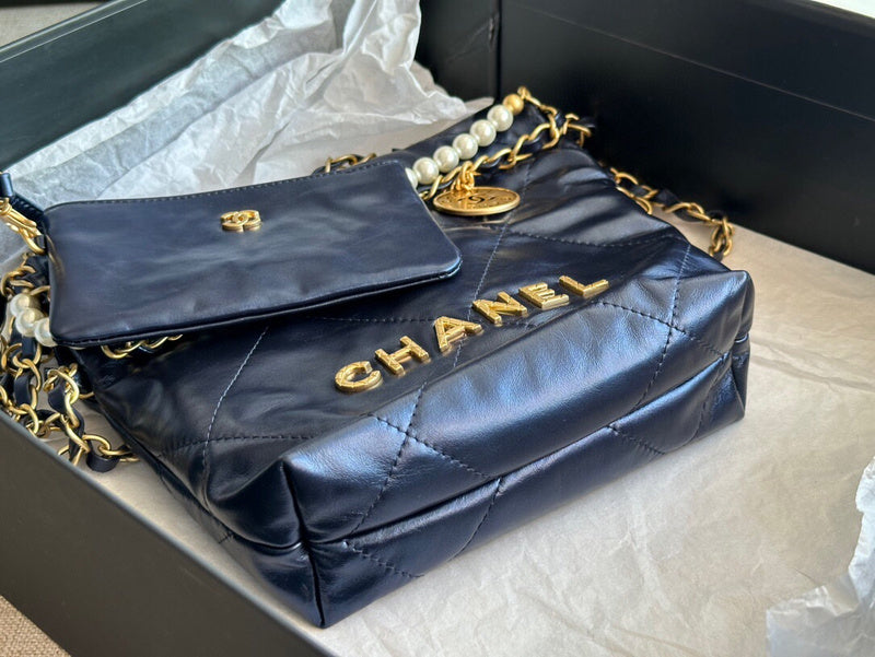 Anum Bags Detail