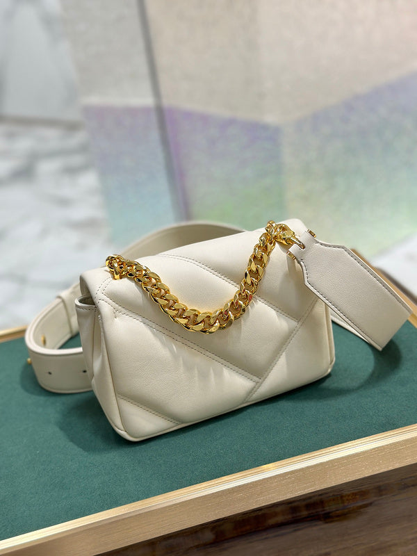 Anum Bags Detail