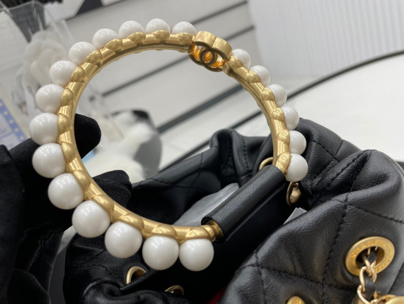 Anum Bags Detail