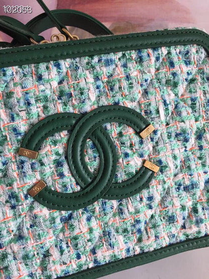 Anum Bags Detail
