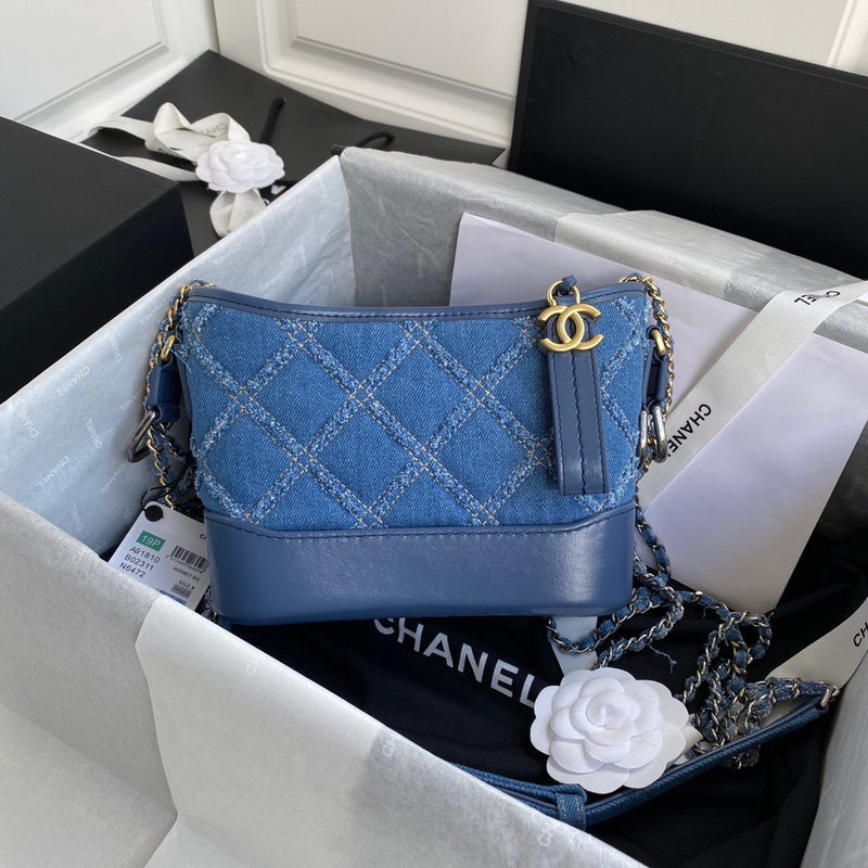 Anum Bags Detail