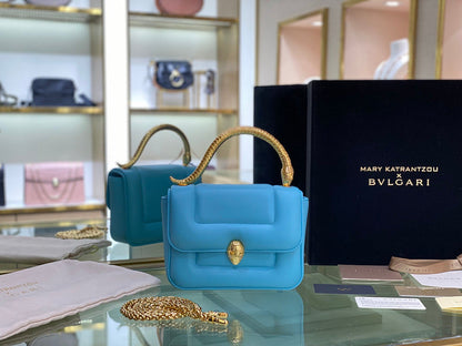 Anum Bags Detail