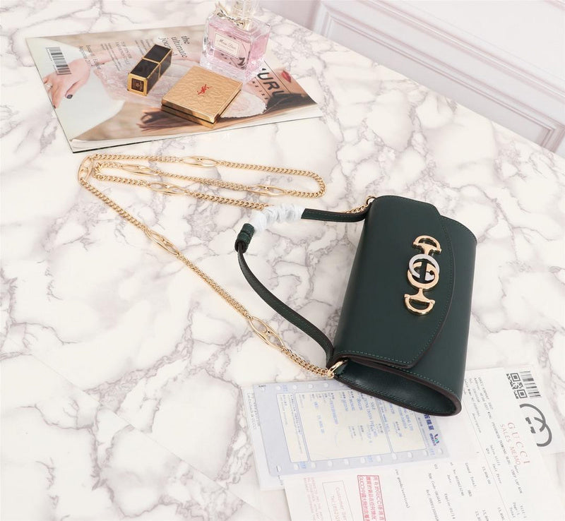 Anum Bags Detail
