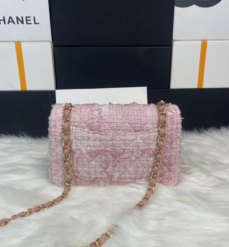 Anum Bags Detail