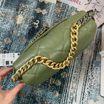 Anum Bags Detail