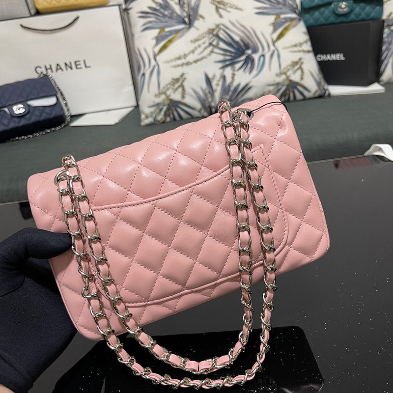Anum Bags Detail