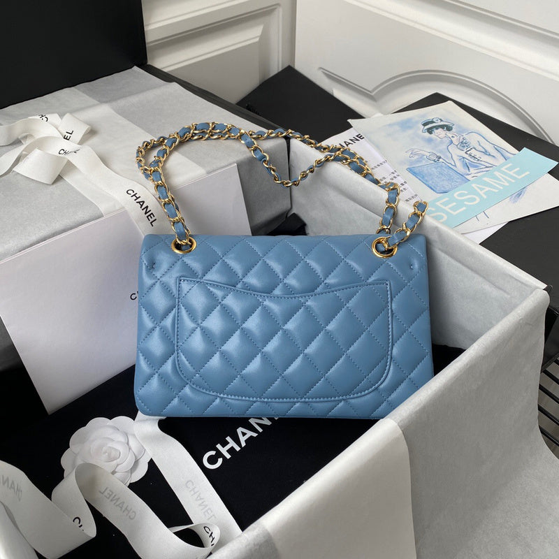 Anum Bags Detail