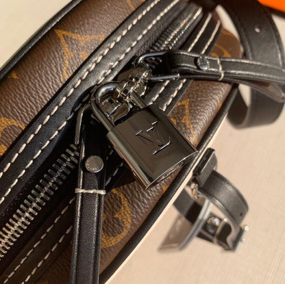Anum Bags Detail
