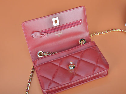 Anum Bags Detail
