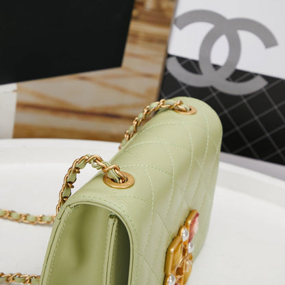 Anum Bags Detail