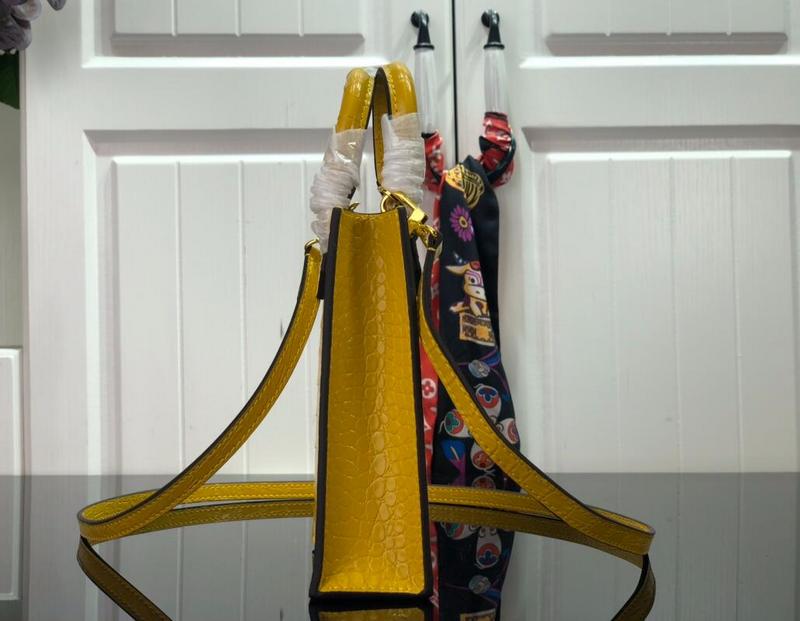 Anum Bags Detail