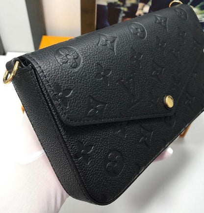 Anum Bags Detail