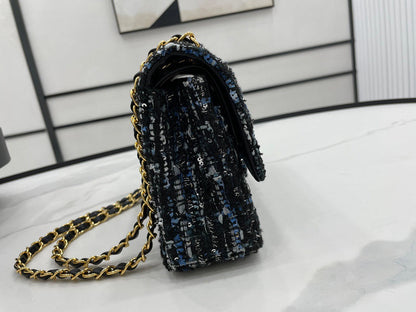 Anum Bags Detail