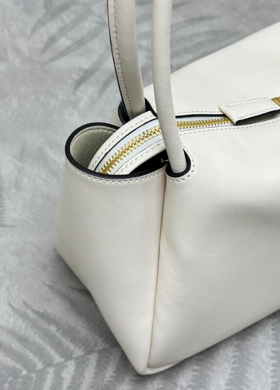 Anum Bags Bags

 - PD Bags - 023