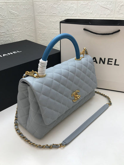 Anum Bags Detail