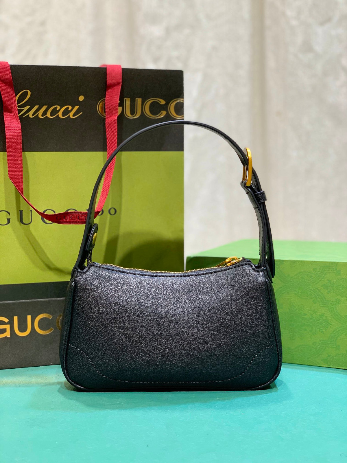 Anum Bags Detail