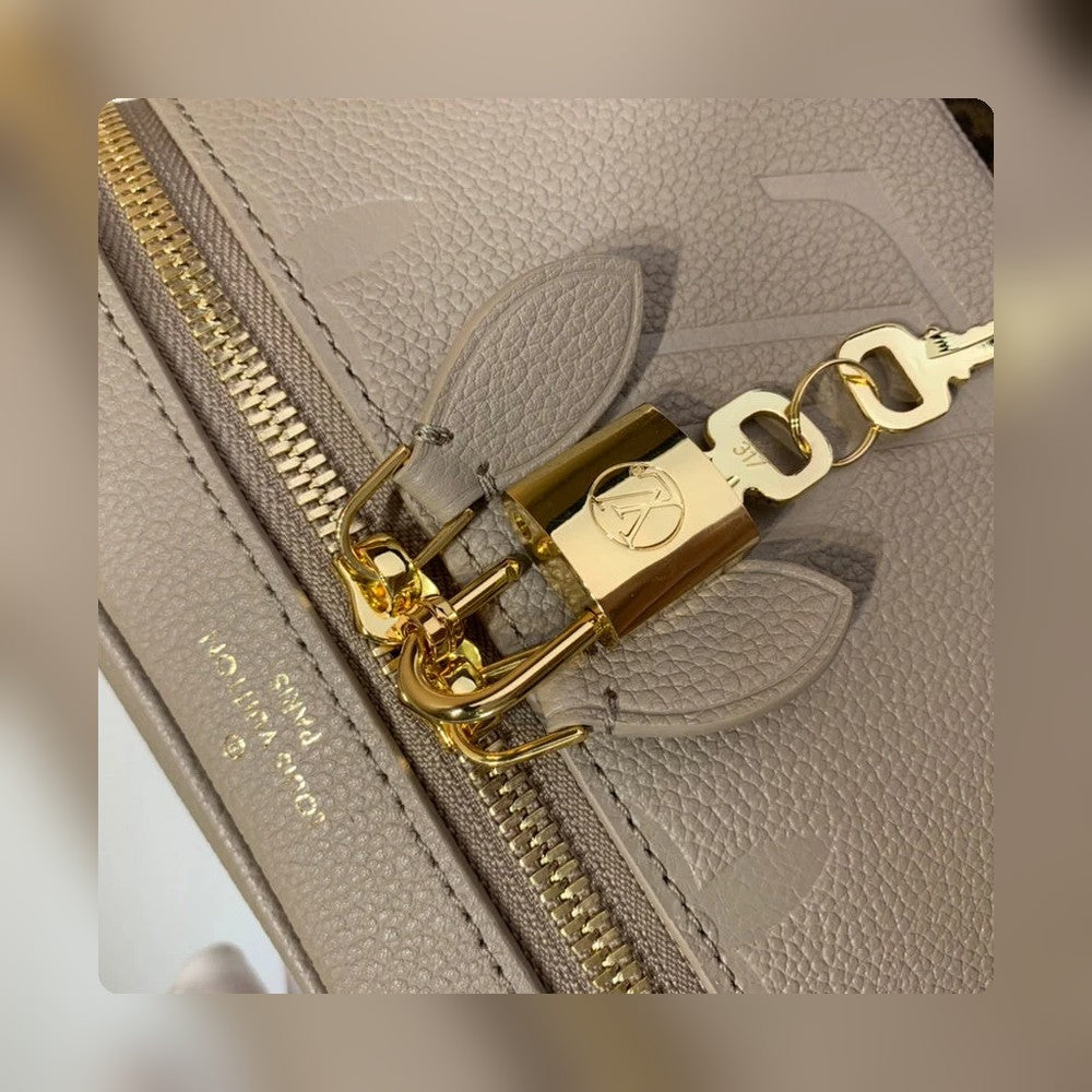 Anum Bags - High-Quality Designer Products for You - AFFORDABLE LUXURY BAGS - 16782