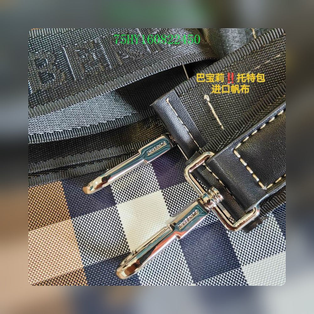 Anum Bags Detail