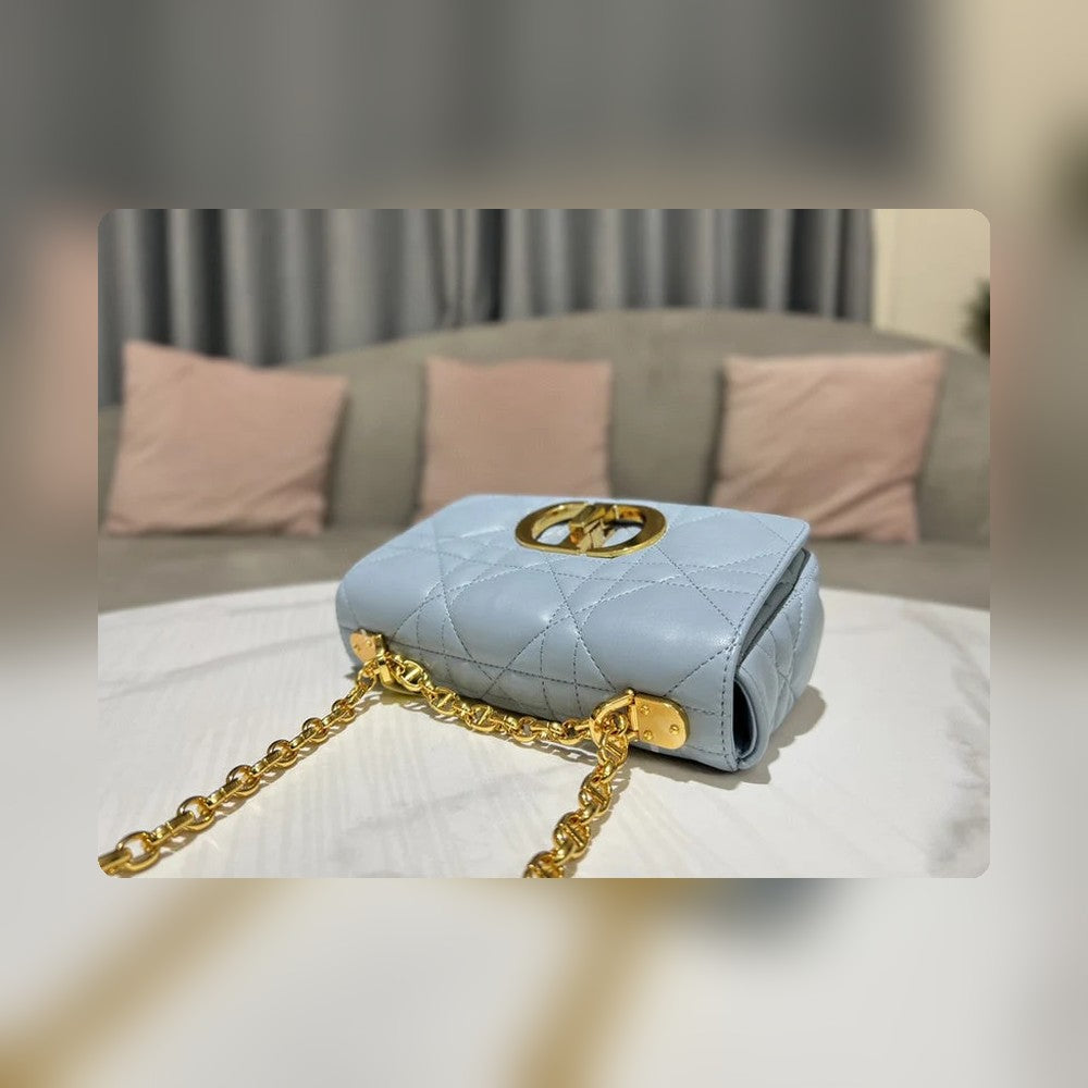 Anum Bags Detail