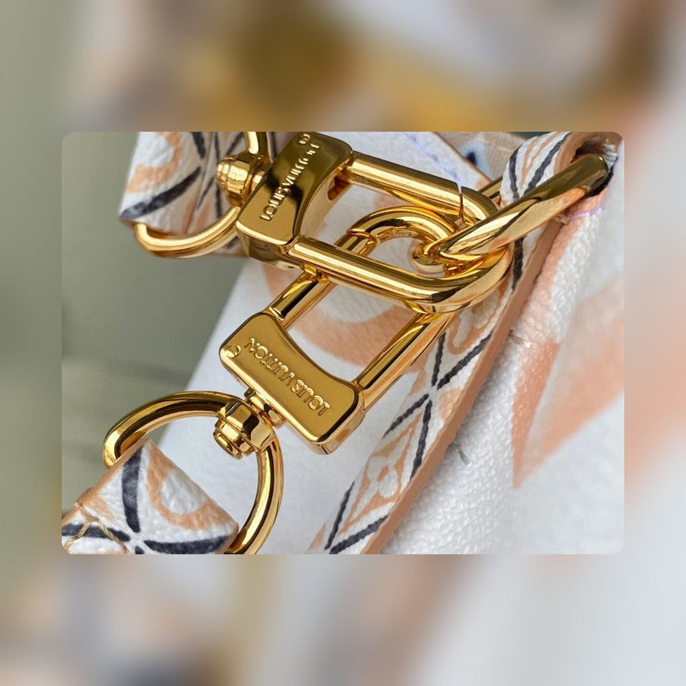 Anum Bags Detail