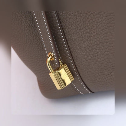 new-luxury-designer-bags-nm23483