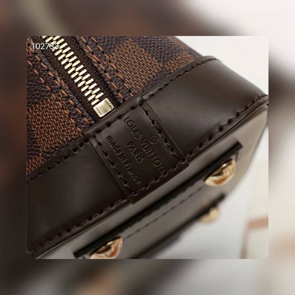 Anum Bags Detail