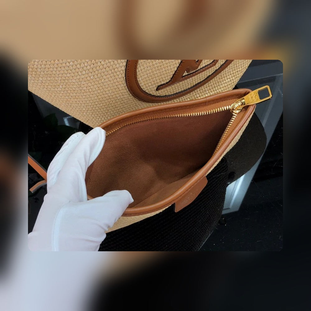 Anum Bags Detail