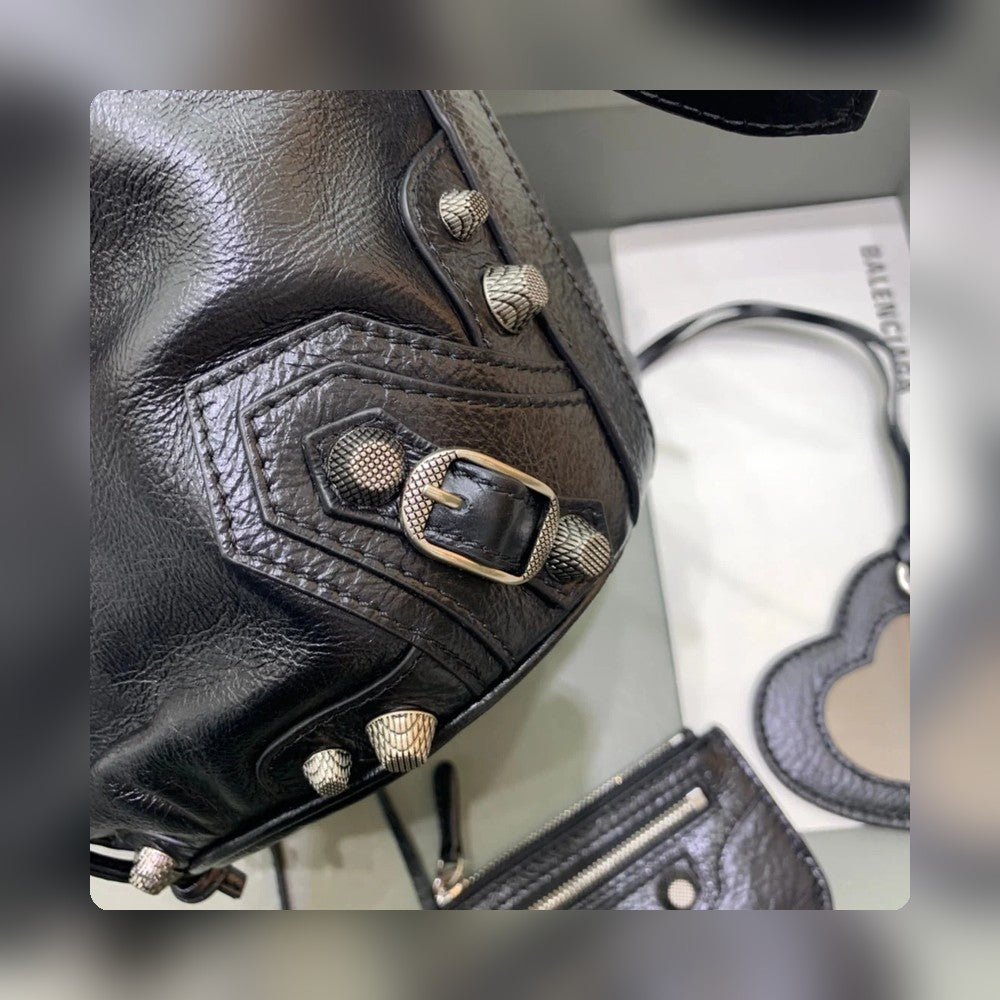 new-luxury-designer-bags-nm24318
