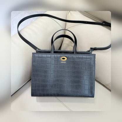 Anum Bags - High-Quality Designer Products for You - AFFORDABLE LUXURY BAGS - 17134