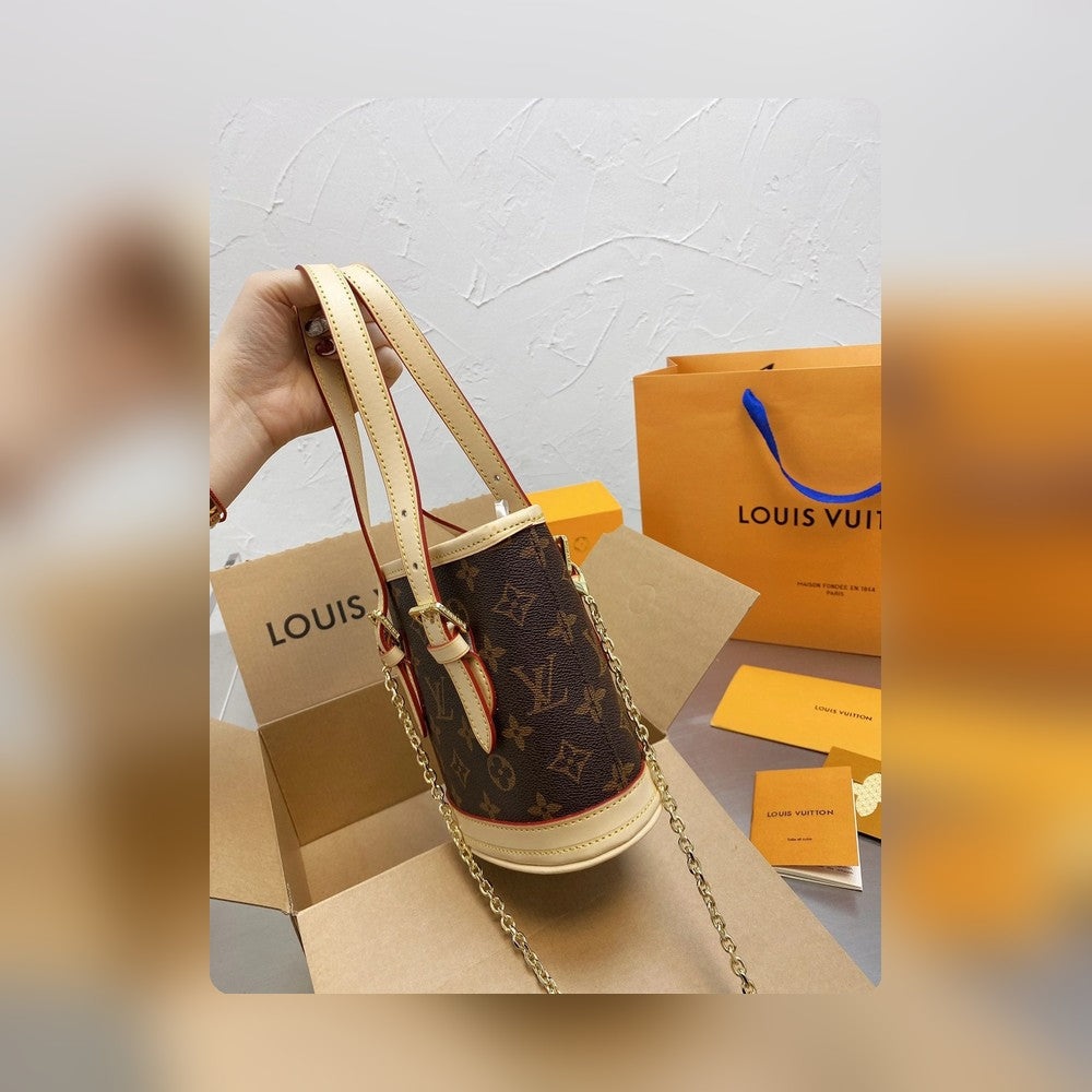 Anum Bags Detail