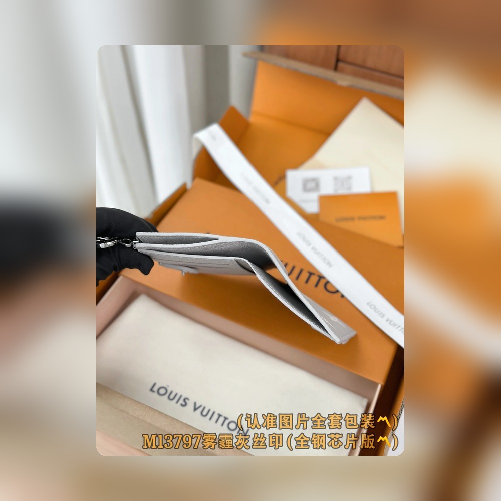 Anum Bags Wallets - High-Quality Designer Products for You - AFFORDABLE LUXURY - 4467
