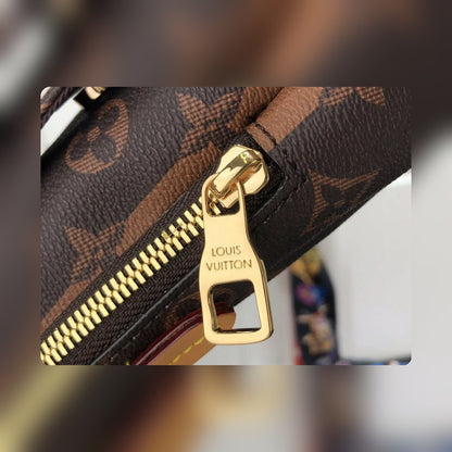 Anum Bags Detail