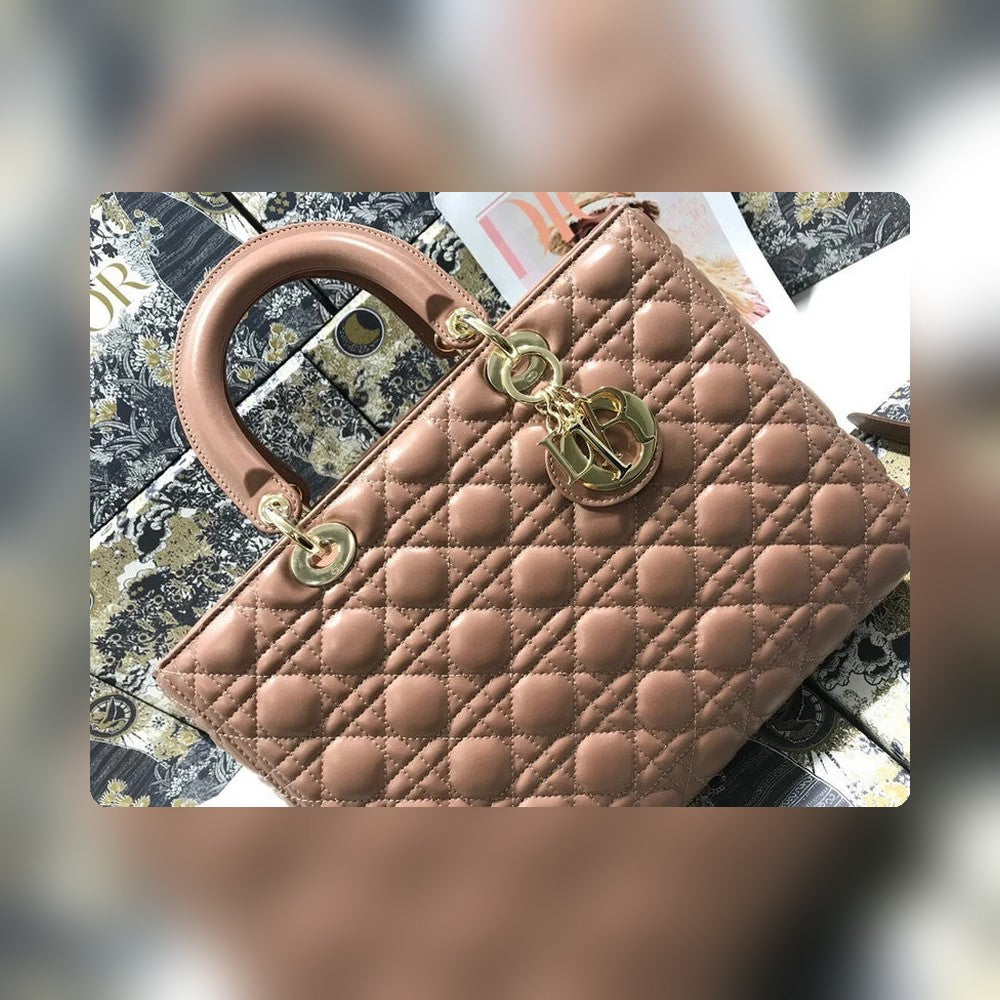 Anum Bags Detail