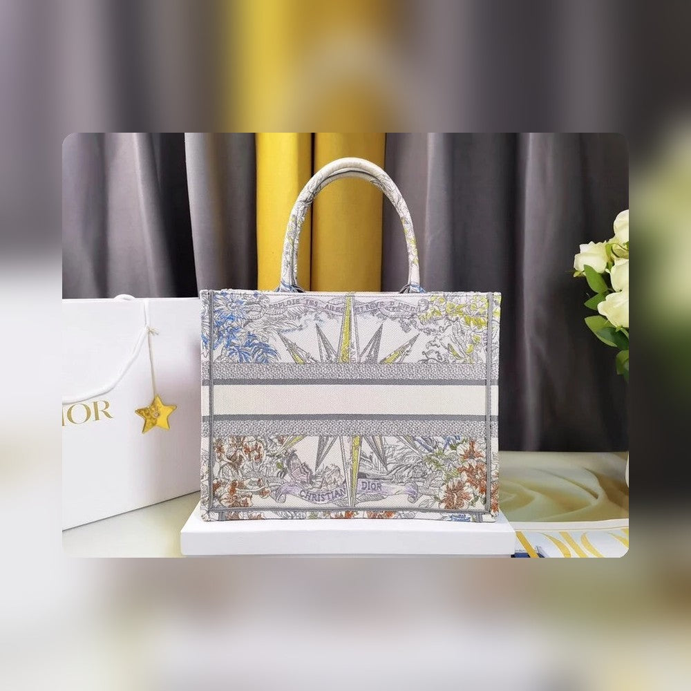 Anum Bags Detail