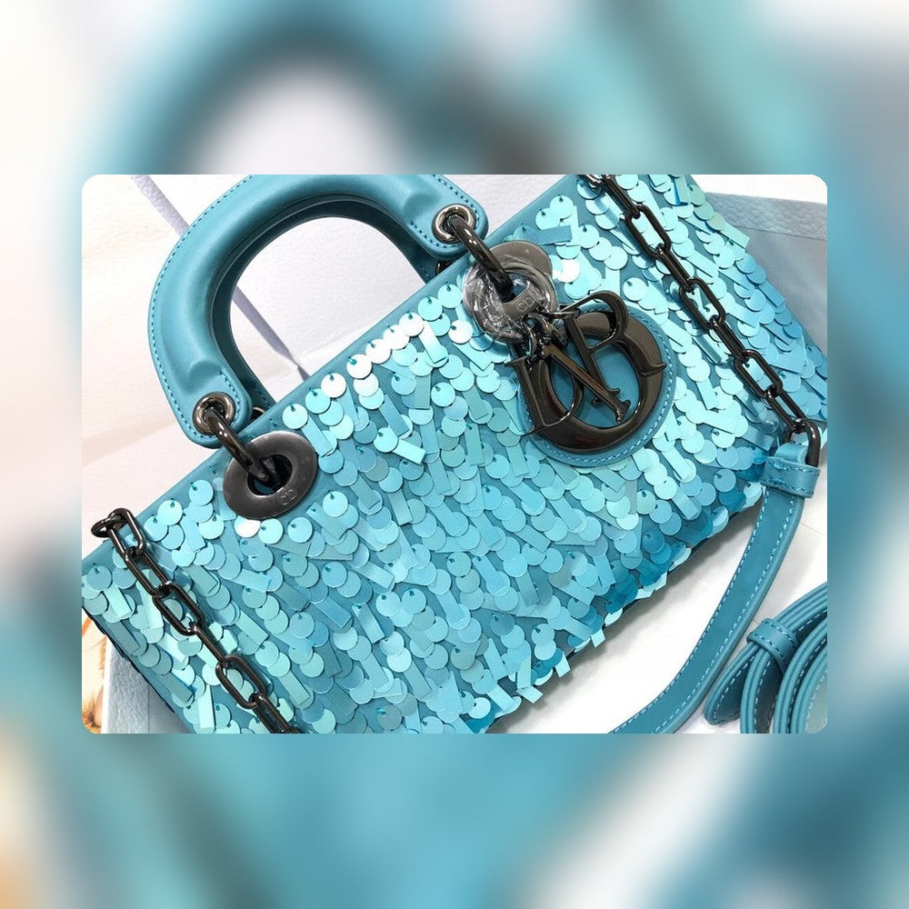 Anum Bags Detail