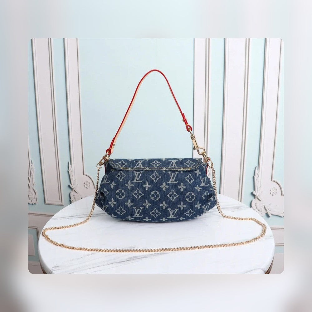 Anum Bags Detail