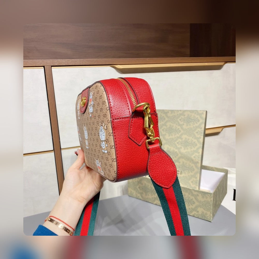 Anum Bags Detail