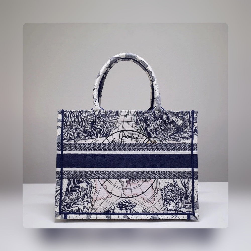 Anum Bags Detail