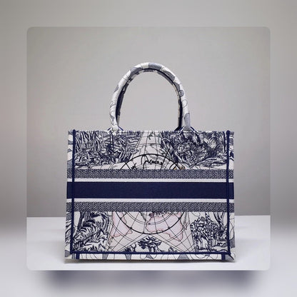 Anum Bags Detail