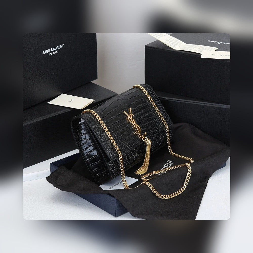 Anum Bags Detail