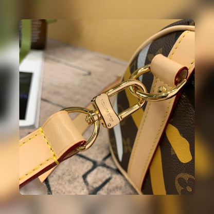 Anum Bags ln Luxury Bag --56721